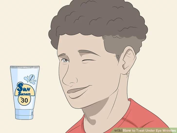 استفاده منظم از ضد آفتاب برای جلوگیری از ایجاد چروک زیر چشم