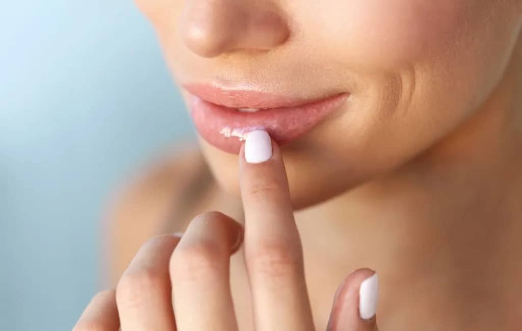 زیباتر از همیشه : ۱۰ راز یا ترند تیک تاکی برای متحول کردن روتین زیبایی شما